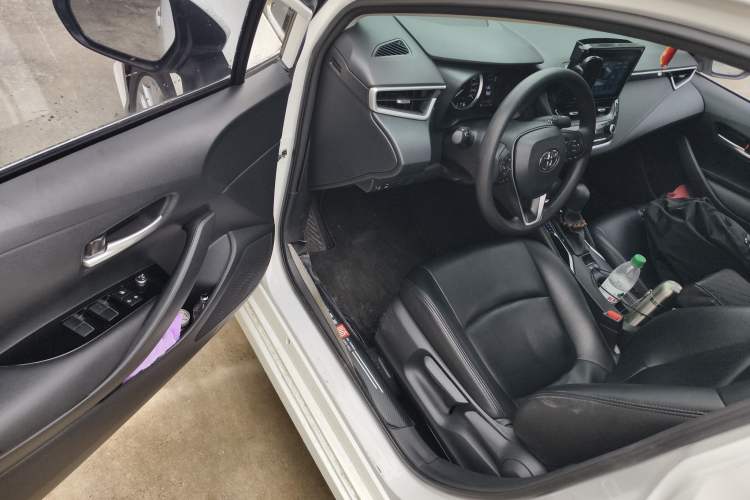 Used Toyota Allion 2022 2.0L Elite Edition Driver Seat