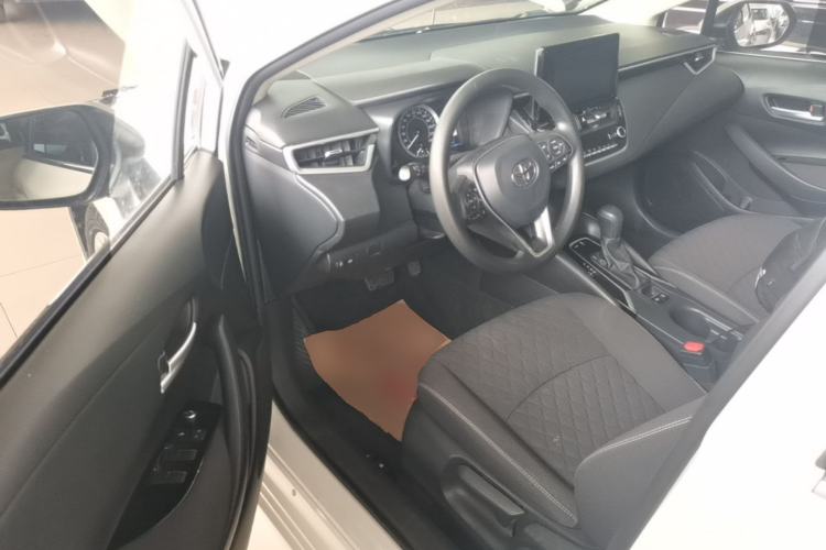 Used Toyota Allion 2022 2.0L Elite Edition Driver Seat