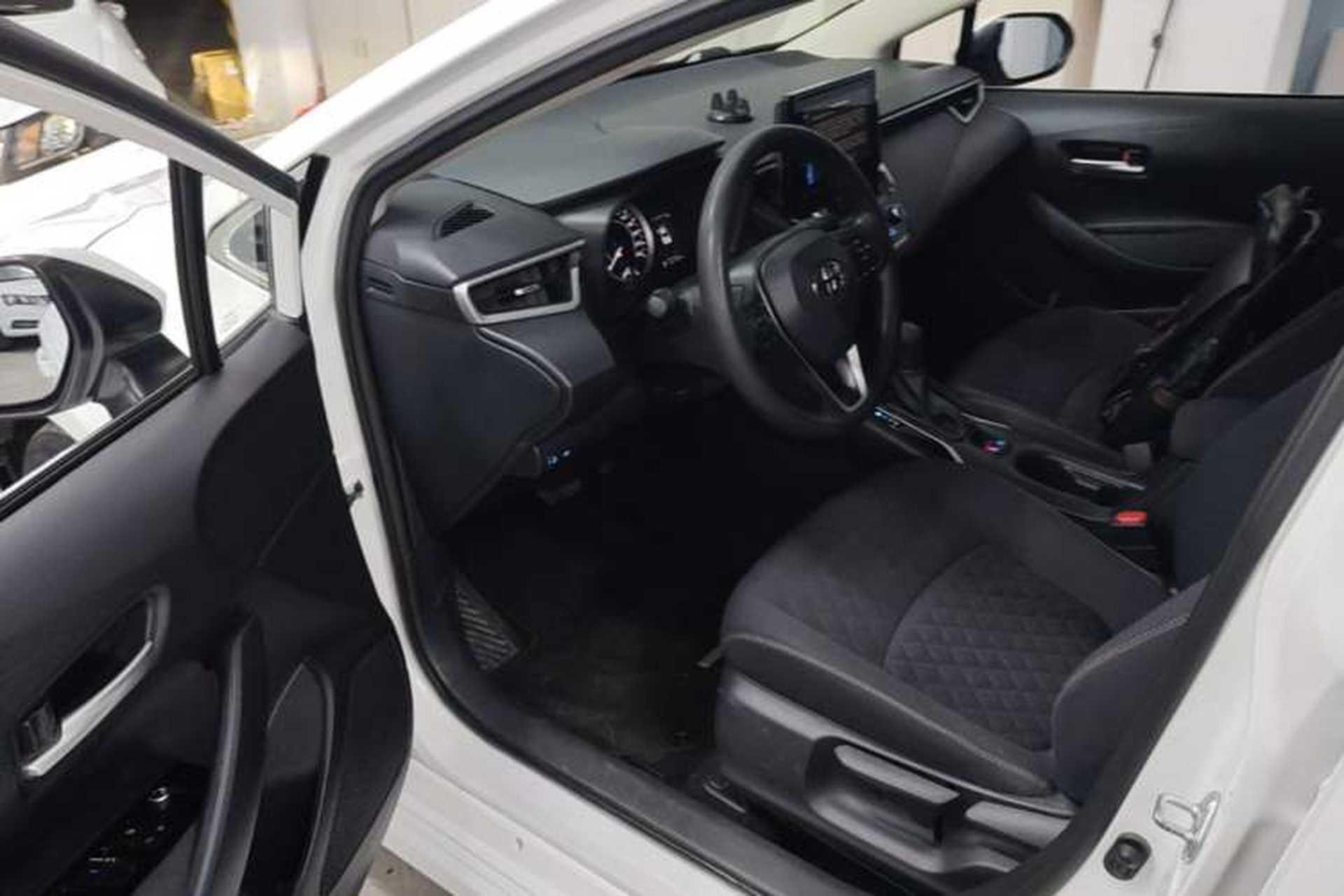 Used Toyota Allion 2022 2.0L Elite Edition Driver Seat
