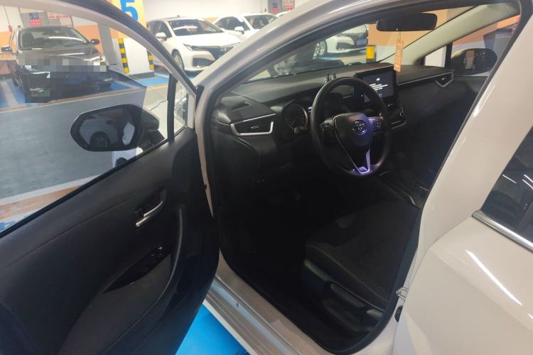 Used Toyota Allion 2022 2.0L Elite Edition Driver Seat