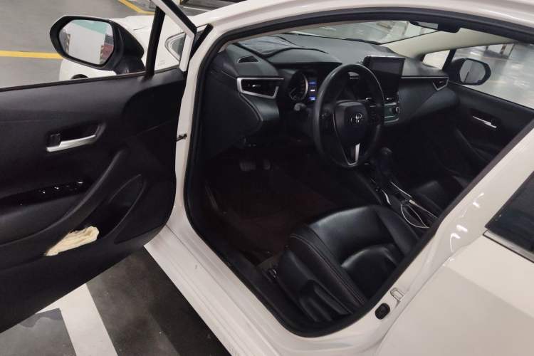 Used Toyota Allion 2022 2.0L Elite Edition Driver Seat