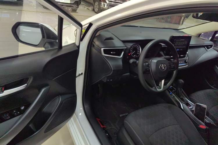 Used Toyota Allion 2022 2.0L Elite Edition Driver Seat