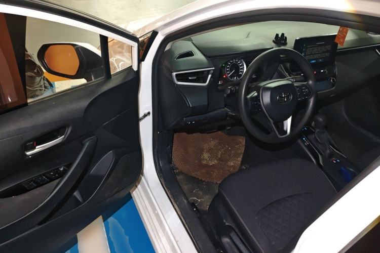 Used Toyota Allion 2022 2.0L Elite Edition Driver Seat