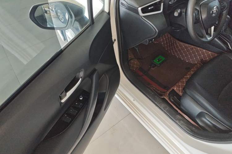 Used Toyota Allion 2022 2.0L Elite Edition Driver Seat