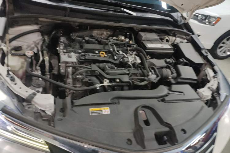 Used Toyota Allion 2022 2.0L Elite Edition Engine Bay