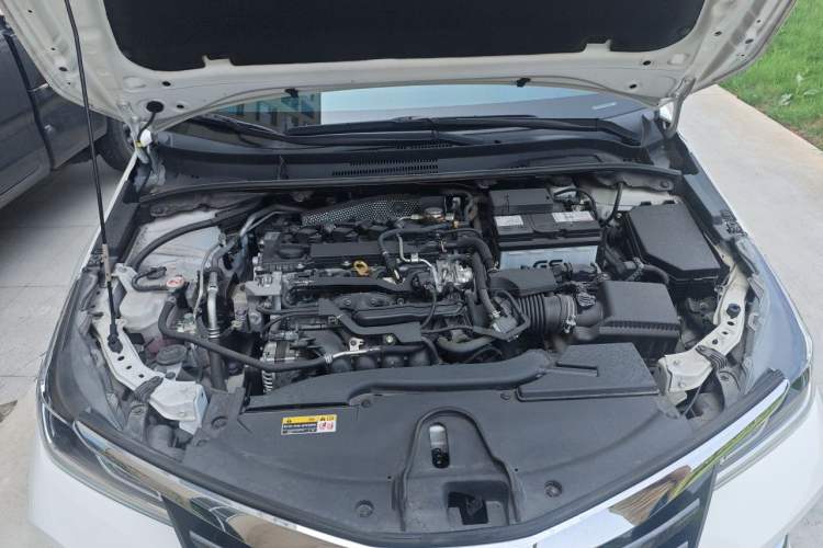 Used Toyota Allion 2022 2.0L Elite Edition Engine Bay
