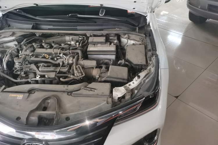 Used Toyota Allion 2022 2.0L Zunyue Edition Engine Bay Left