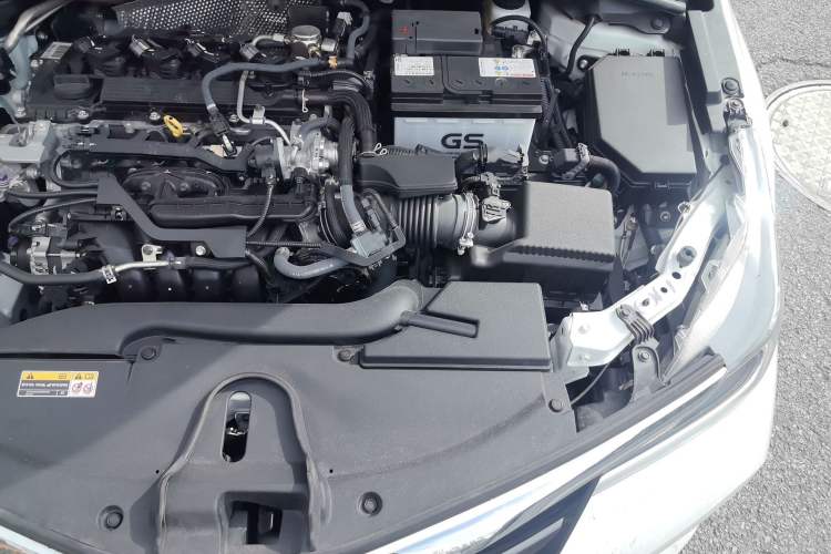 Used Toyota Allion 2022 2.0L Elite Edition Engine Bay Left