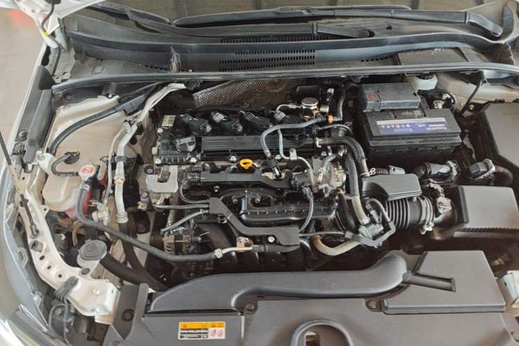 Used Toyota Allion 2022 2.0L Elite Edition Engine Bay