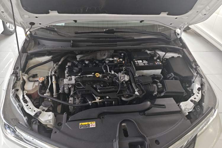 Used Toyota Allion 2022 2.0L Elite Edition Engine Bay