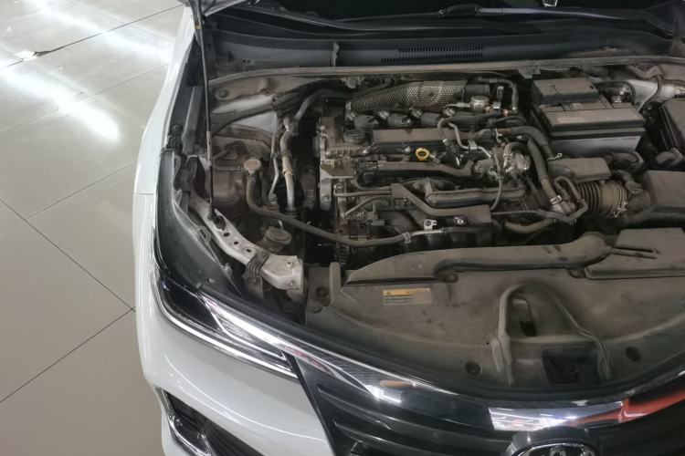 Used Toyota Allion 2022 2.0L Zunyue Edition Engine Bay Right
