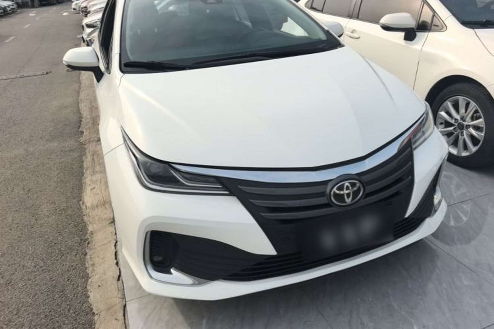 Used Toyota Allion 2022 2.0L Elite Edition Front Right 45 Deg