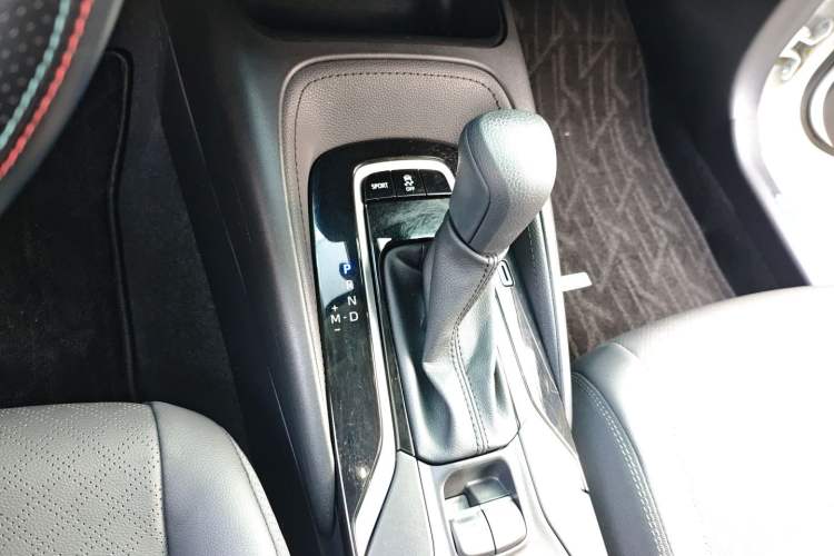 Used Toyota Allion 2022 2.0L Zunyue Edition Gear Lever
