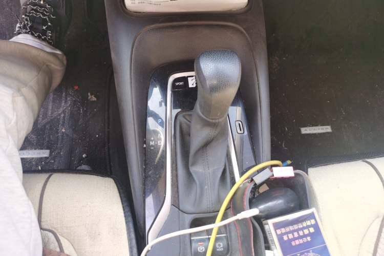 Used Toyota Allion 2022 2.0L Pioneer Edition Gear Lever