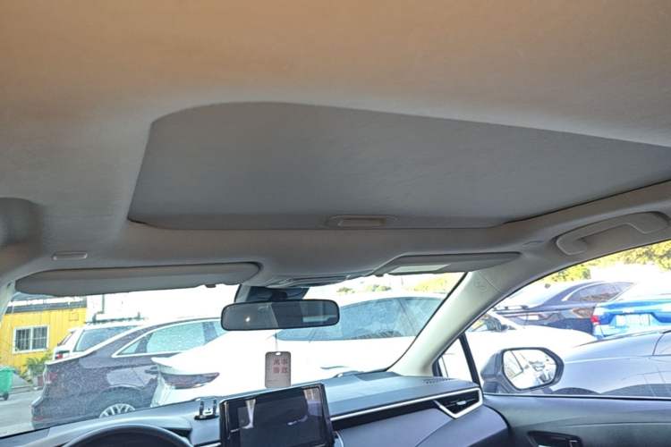 Used Toyota Allion 2022 2.0L Elite Edition Headliner