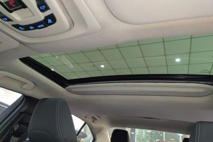Used Toyota Allion 2022 2.0L Elite Edition Headliner