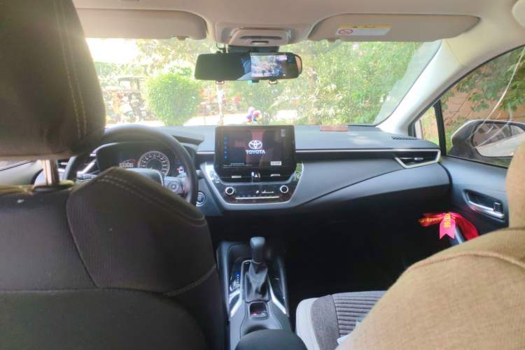 Used Toyota Allion 2022 2.0L Pioneer Edition Headliner