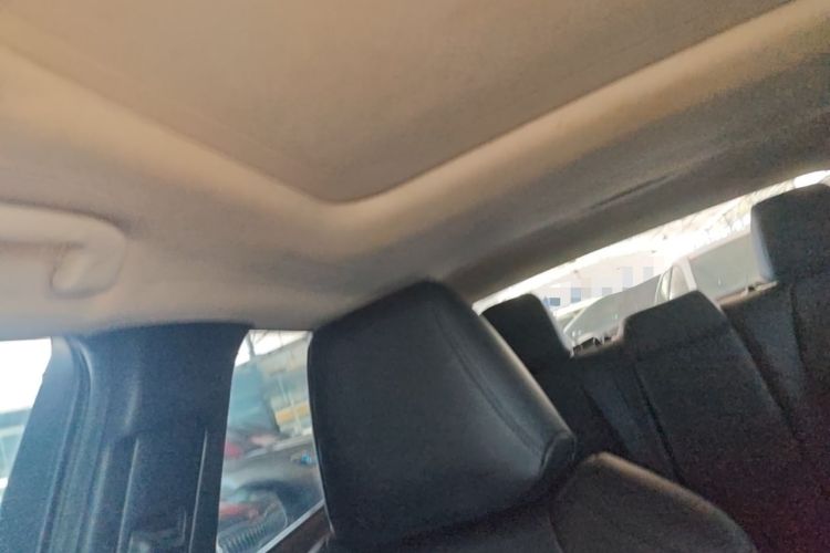 Used Toyota Allion 2022 2.0L Elite Edition Headliner