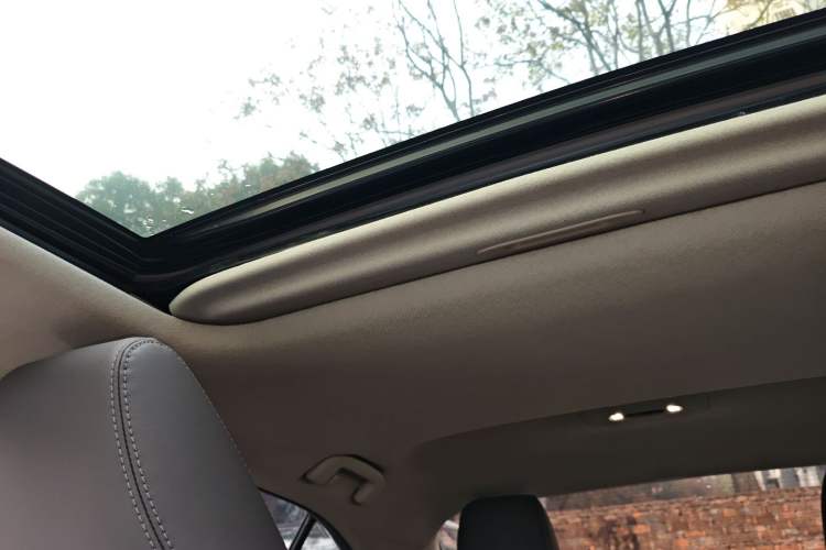 Used Toyota Allion 2022 2.0L Zunyue Edition Headliner