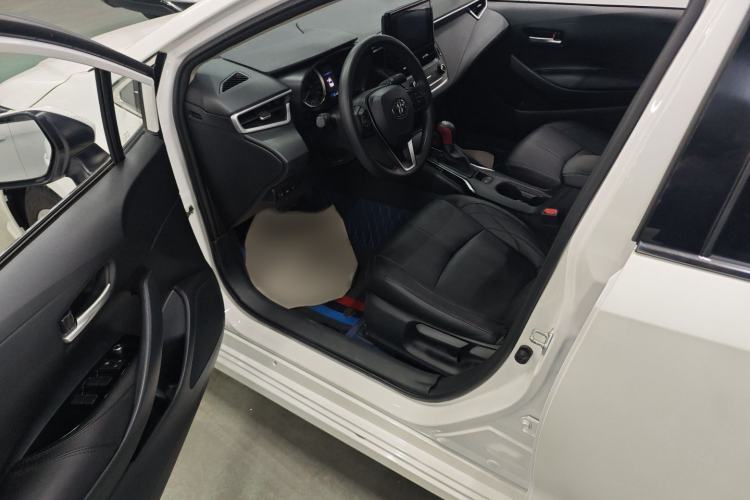 Used Toyota Allion 2022 2.0L Pioneer Edition Interior 2