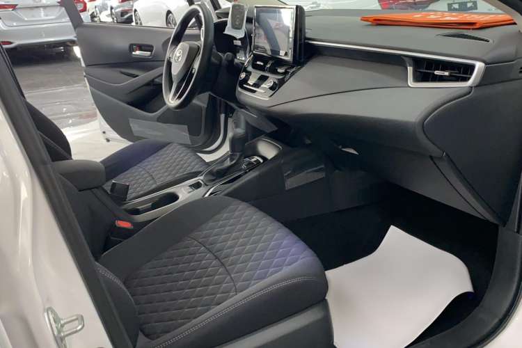 Used Toyota Allion 2022 2.0L Pioneer Edition Interior 3