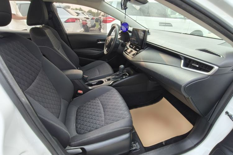 Used Toyota Allion 2022 2.0L Elite Edition Interior 5