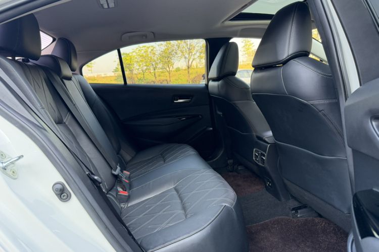 Used Toyota Allion 2022 2.0L Prestige Edition Interior 6