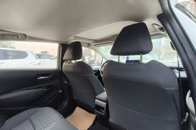 Used Toyota Allion 2022 2.0L Elite Edition Interior 6