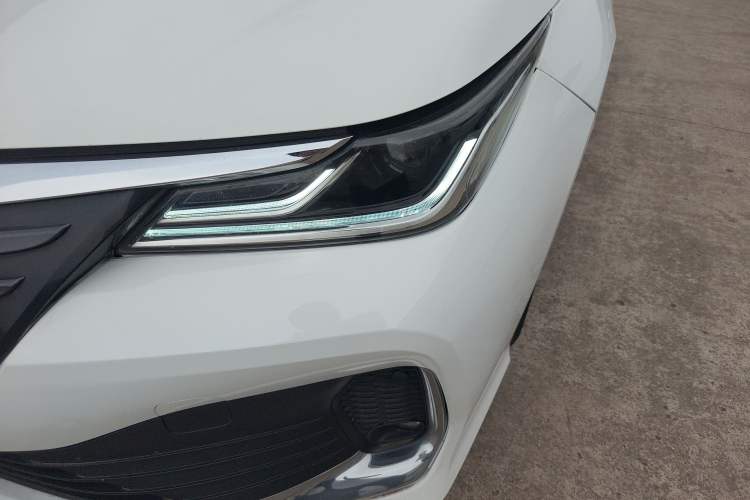 Used Toyota Allion 2022 2.0L Elite Edition Left Front Headlight