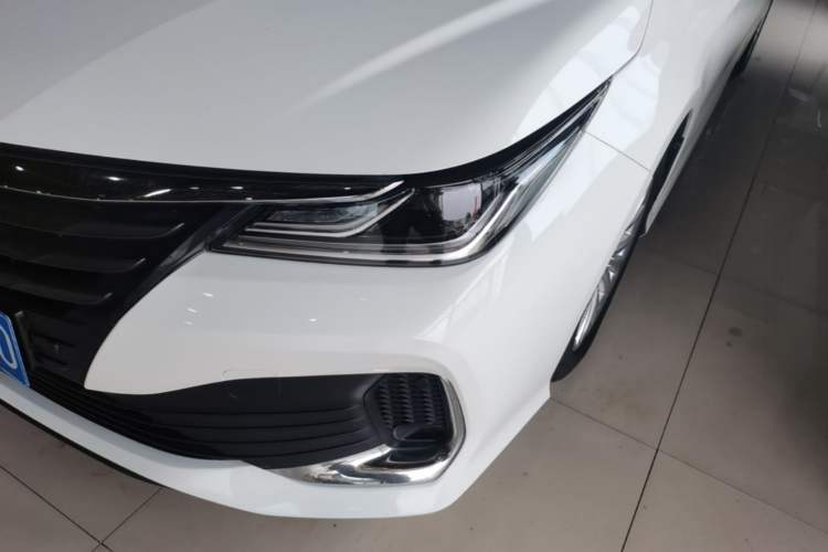 Used Toyota Allion 2022 2.0L Elite Edition Left Front Headlight