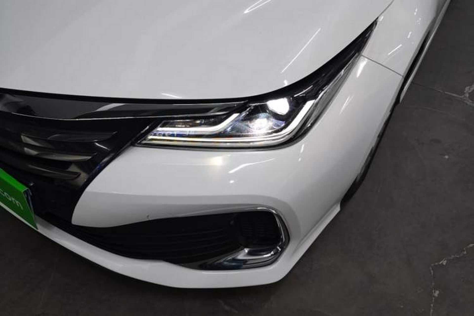 Used Toyota Allion 2022 2.0L Elite Edition Left Front Headlight