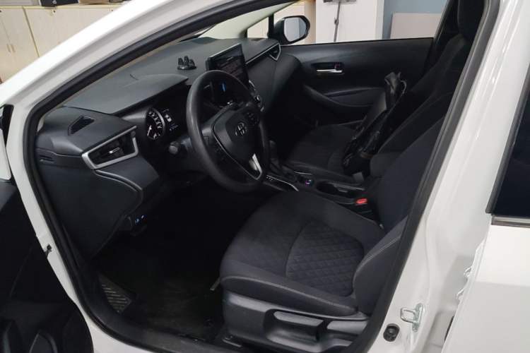 Used Toyota Allion 2022 2.0L Elite Edition Left Front Seat