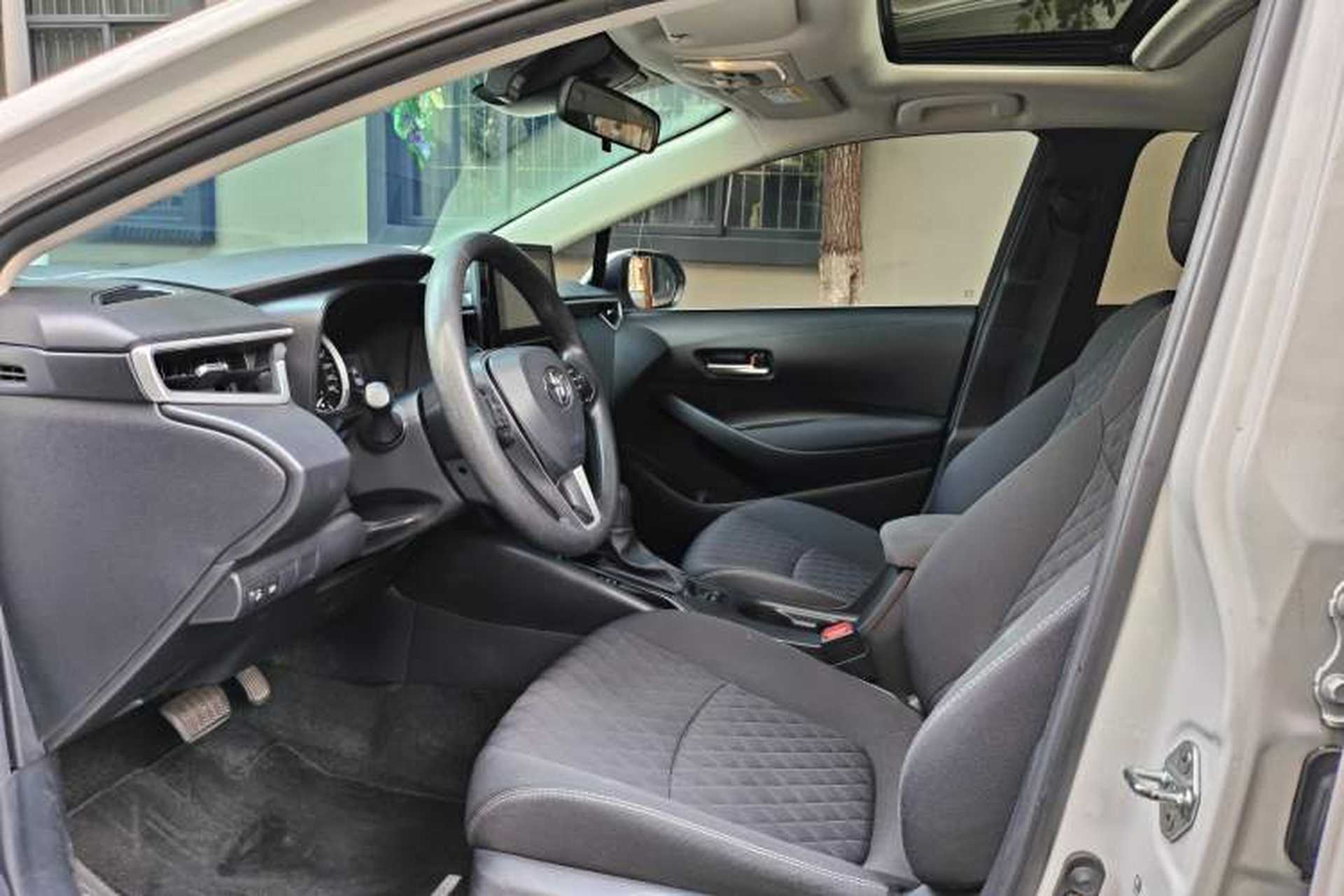 Used Toyota Allion 2022 2.0L Elite Edition Left Front Seat