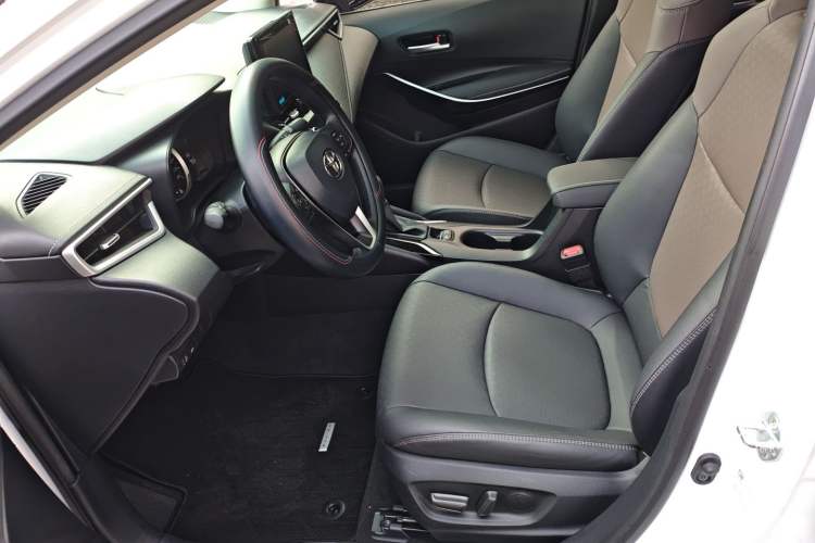 Used Toyota Allion 2022 2.0L Zunyue Edition Left Front Seat