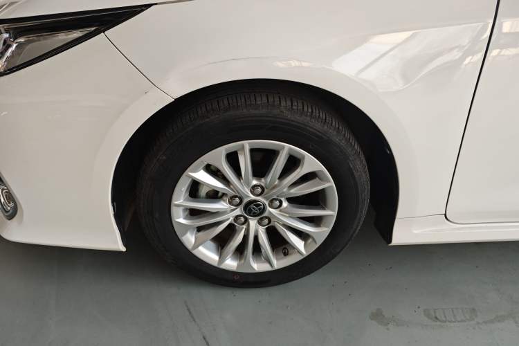 Used Toyota Allion 2022 2.0L Pioneer Edition Left Front Wheel Hub