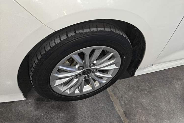 Used Toyota Allion 2022 2.0L Zunyue Edition Left Front Wheel Hub