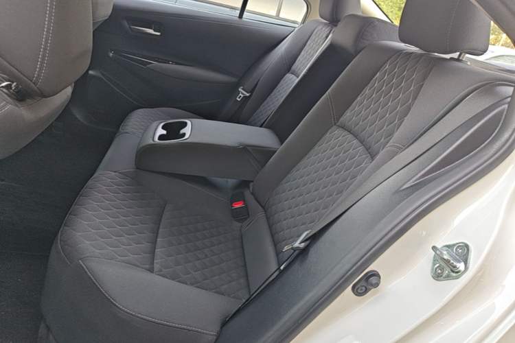 Used Toyota Allion 2022 2.0L Elite Edition Left Rear Seat