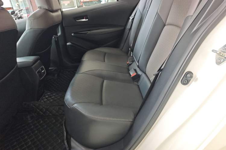 Used Toyota Allion 2022 2.0L Zunyue Edition Left Rear Seat