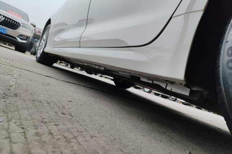Used Toyota Allion 2022 2.0L Elite Edition Left Side Sill