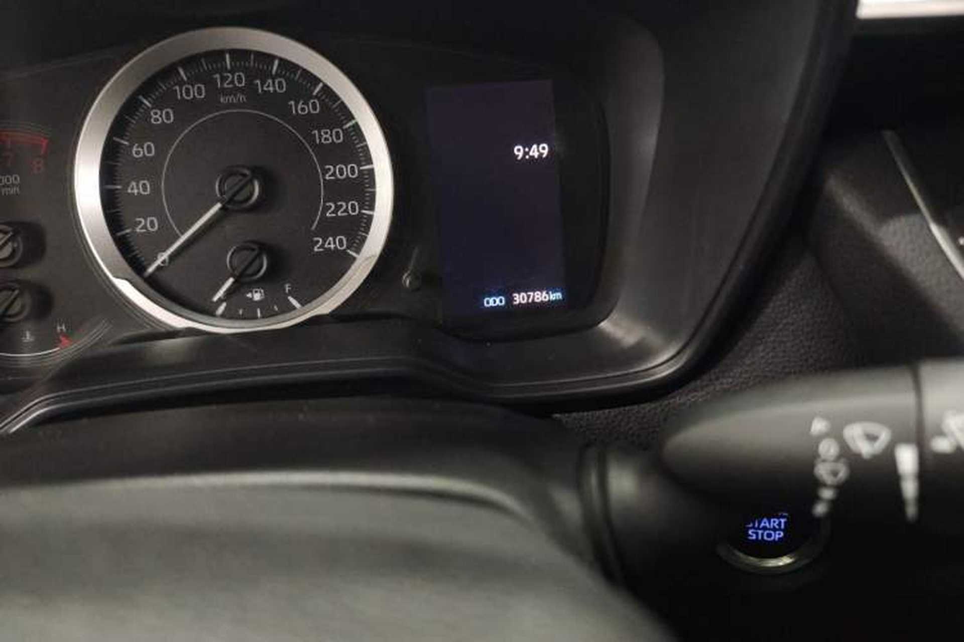 Used Toyota Allion 2022 2.0L Pioneer Edition Odometer Close Up