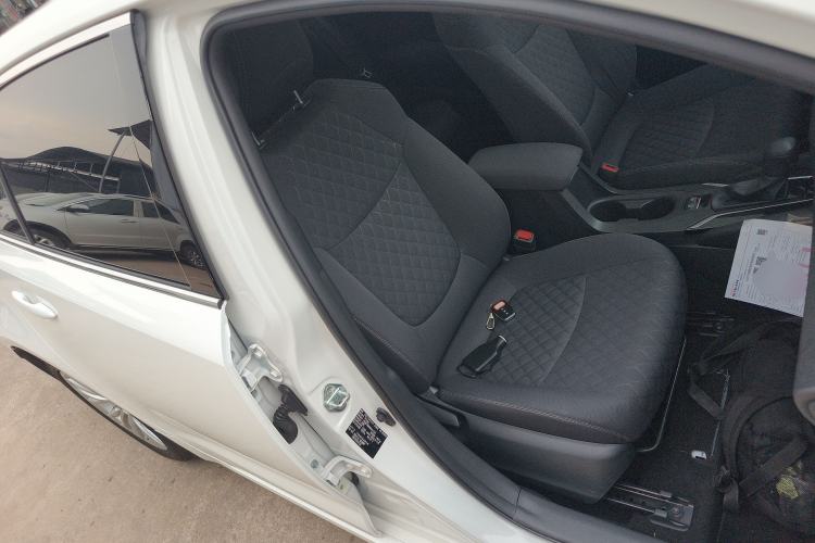 Used Toyota Allion 2022 2.0L Elite Edition Right Front Seat