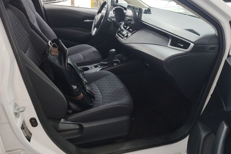 Used Toyota Allion 2022 2.0L Elite Edition Right Front Seat