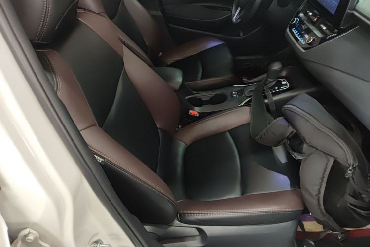 Used Toyota Allion 2022 2.0L Pioneer Edition Right Front Seat