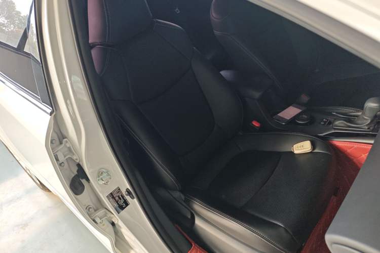 Used Toyota Allion 2022 2.0L Pioneer Edition Right Front Seat