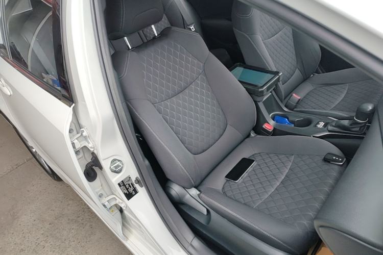 Used Toyota Allion 2022 2.0L Elite Edition Right Front Seat