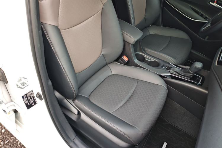 Used Toyota Allion 2022 2.0L Zunyue Edition Right Front Seat