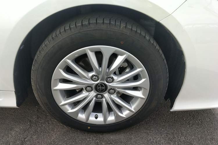 Used Toyota Allion 2022 2.0L Zunyue Edition Right Front Wheel Hub