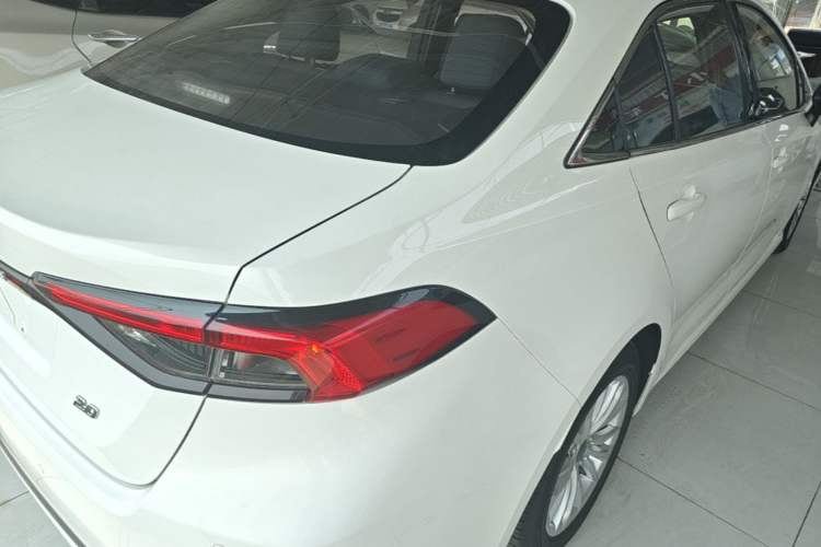 Used Toyota Allion 2022 2.0L Elite Edition Right Rear Taillight