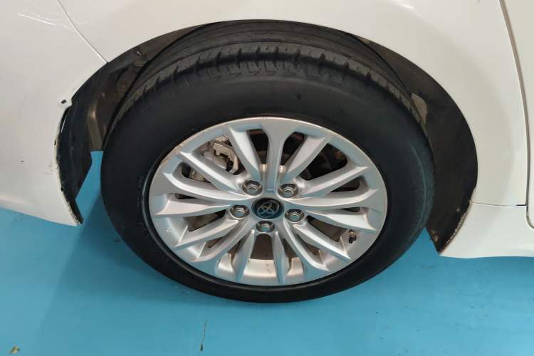 Used Toyota Allion 2022 2.0L Zunyue Edition Right Rear Wheel Hub