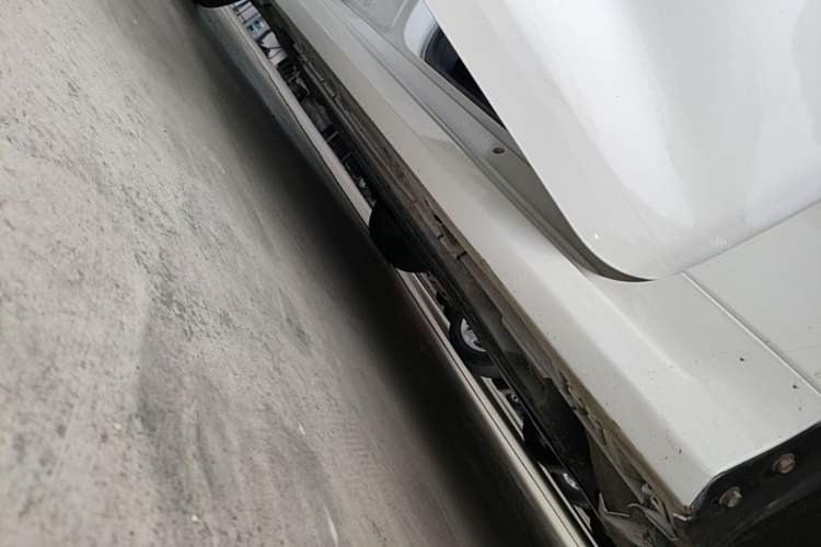 Used Toyota Allion 2022 2.0L Elite Edition Right Side Sill